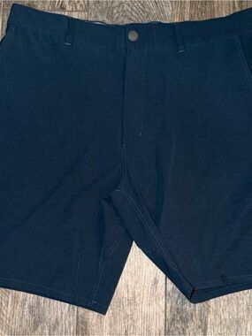 johnnie-O Calcutta Prep-Formance Golf Shorts 36